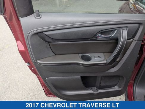 Used 2017 Chevrolet Traverse LT AWD/4WD image 28