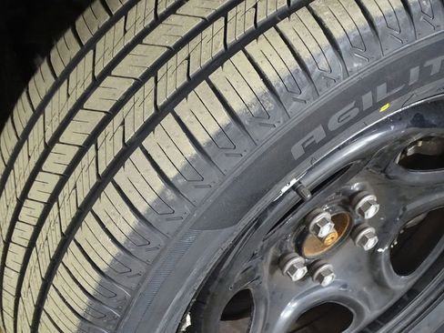 Used 2023 Ford Explorer 4WD Police Interceptor w/ Ultimate Wiring Package image 33