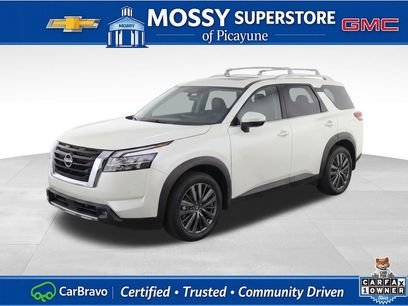 Certified 2024 Nissan Pathfinder SL w/ SL Premium Package