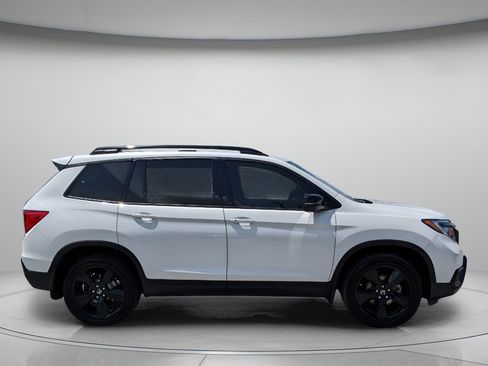 Used 2020 Honda Passport Elite image 9