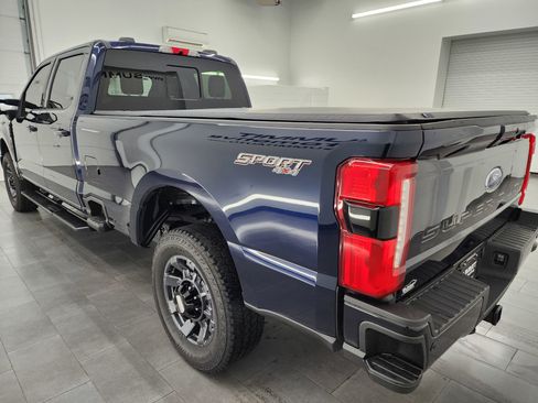 Used 2023 Ford F250 Lariat w/ Sport Appearance Package image 6