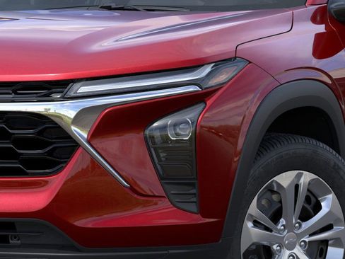 New 2026 Chevrolet Trax LS w/ Driver Confidence Package image 10