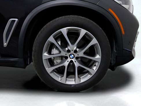 Used 2019 BMW X5 xDrive50i AWD/4WD image 9