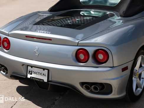 Used 2005 Ferrari 360 Spider image 17