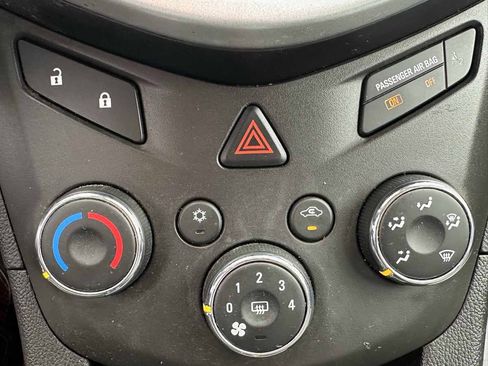 Used 2019 Chevrolet Sonic LT image 19