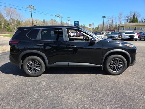 Used 2021 Nissan Rogue S image 23