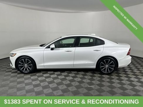 Used 2021 Volvo S60 T6 Momentum AWD/4WD image 3