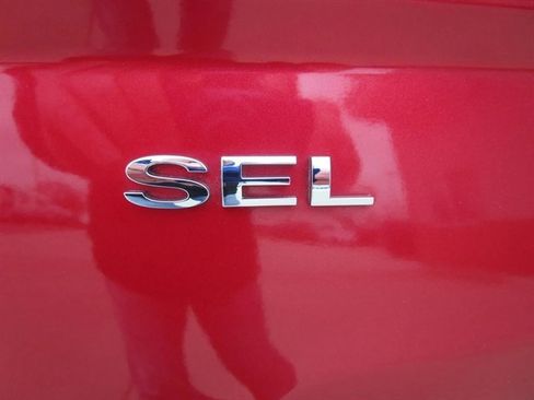 Used 2012 Ford Fusion SEL image 24