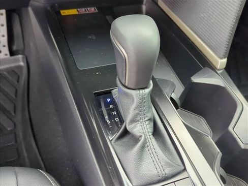 Used 2026 Toyota Camry SE image 20