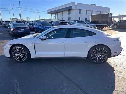 Used 2020 Porsche Taycan 4S image 7