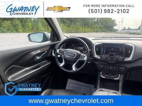 Used 2024 GMC Terrain SLT AWD/4WD image 23
