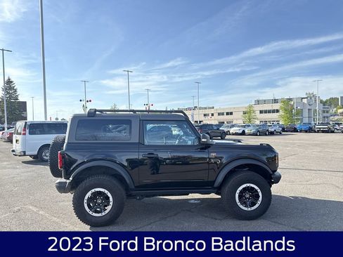 Used 2023 Ford Bronco Badlands AWD/4WD image 5