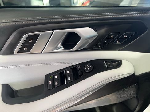 Used 2023 BMW X5 M50i w/ Executive Package image 11