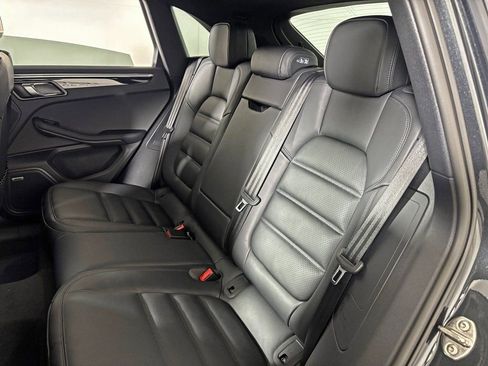 New 2026 Porsche Macan S image 33