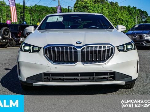 Used 2025 BMW 530i RWD image 10