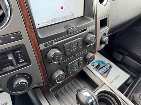 Used 2017 Ford Expedition EL Platinum image 27