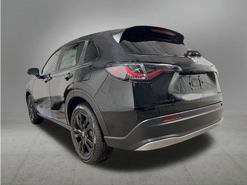 New 2027 Honda HR-V Sport image 3
