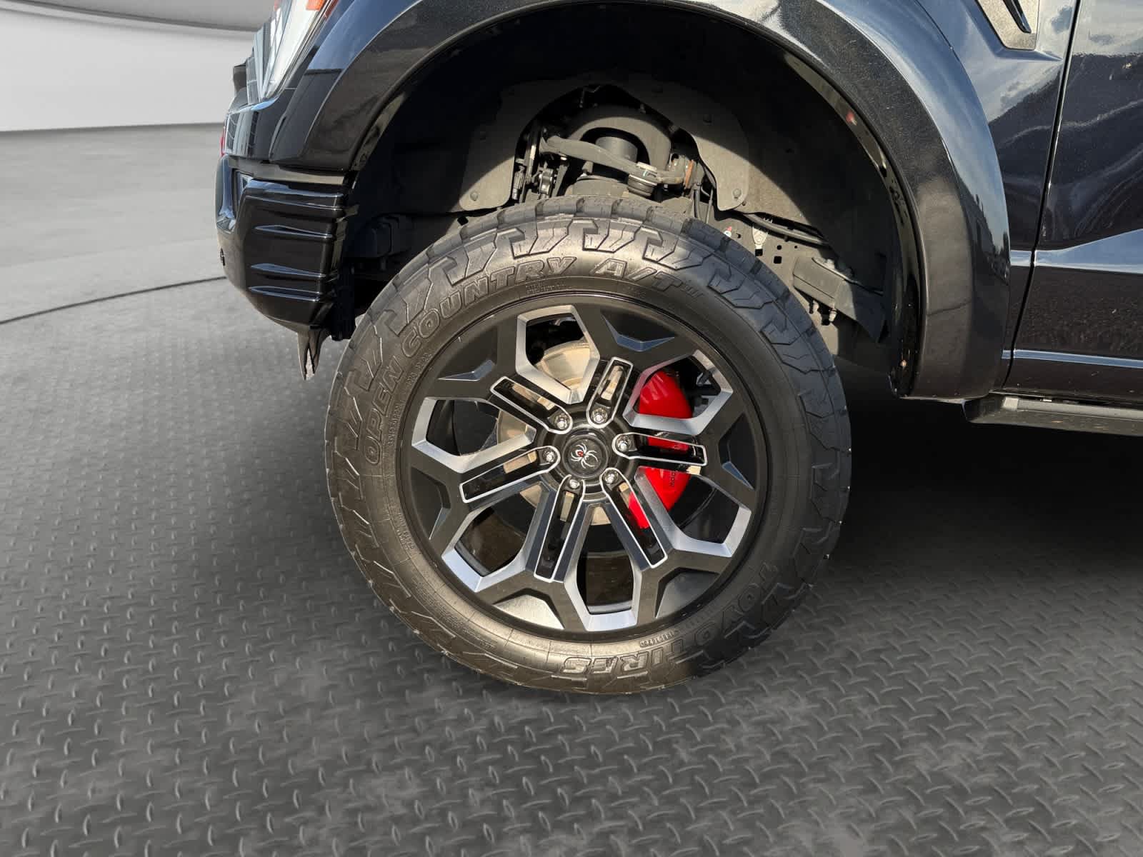 Used 2023 Ford F150 Lariat w/ Equipment Group 502A High AWD/4WD image 9