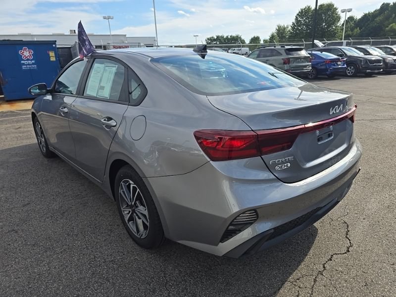 Used 2023 Kia Forte LXS w/ LXS Technology Package FWD image 5