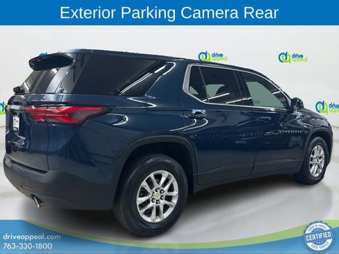 Used 2022 Chevrolet Traverse LS image 5