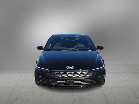 New 2026 Hyundai Elantra SEL Sport Premium image 3