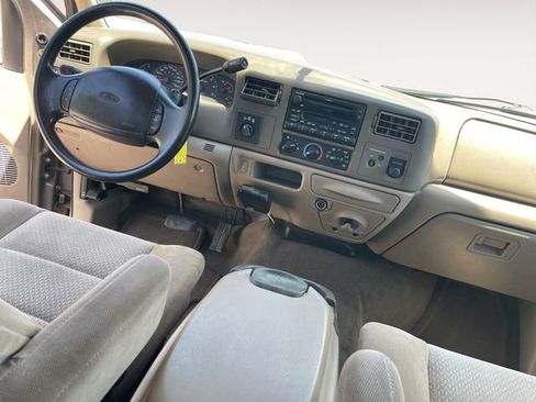Used 2002 Ford F350 XLT AWD/4WD image 10