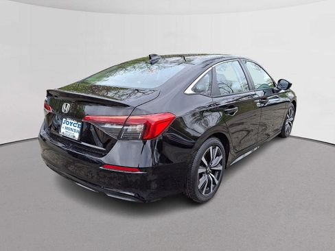 Certified 2024 Honda Civic EX image 10