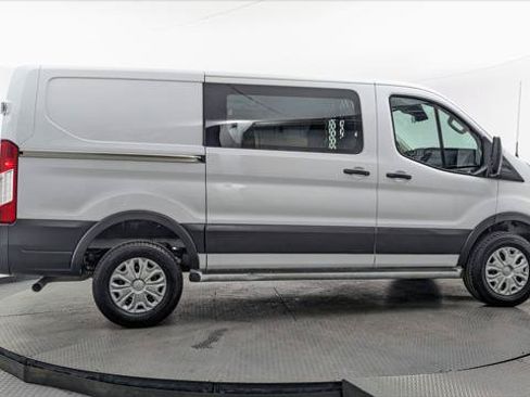 Used 2025 Ford Transit 250 Low Roof w/ Exterior Upgrade Package RWD image 9
