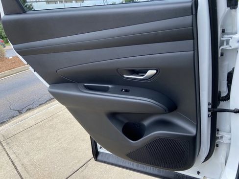 Used 2025 Hyundai Tucson SEL FWD image 53