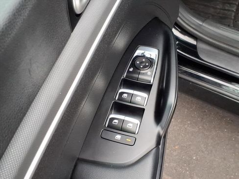 Used 2022 Kia K5 GT-Line image 9