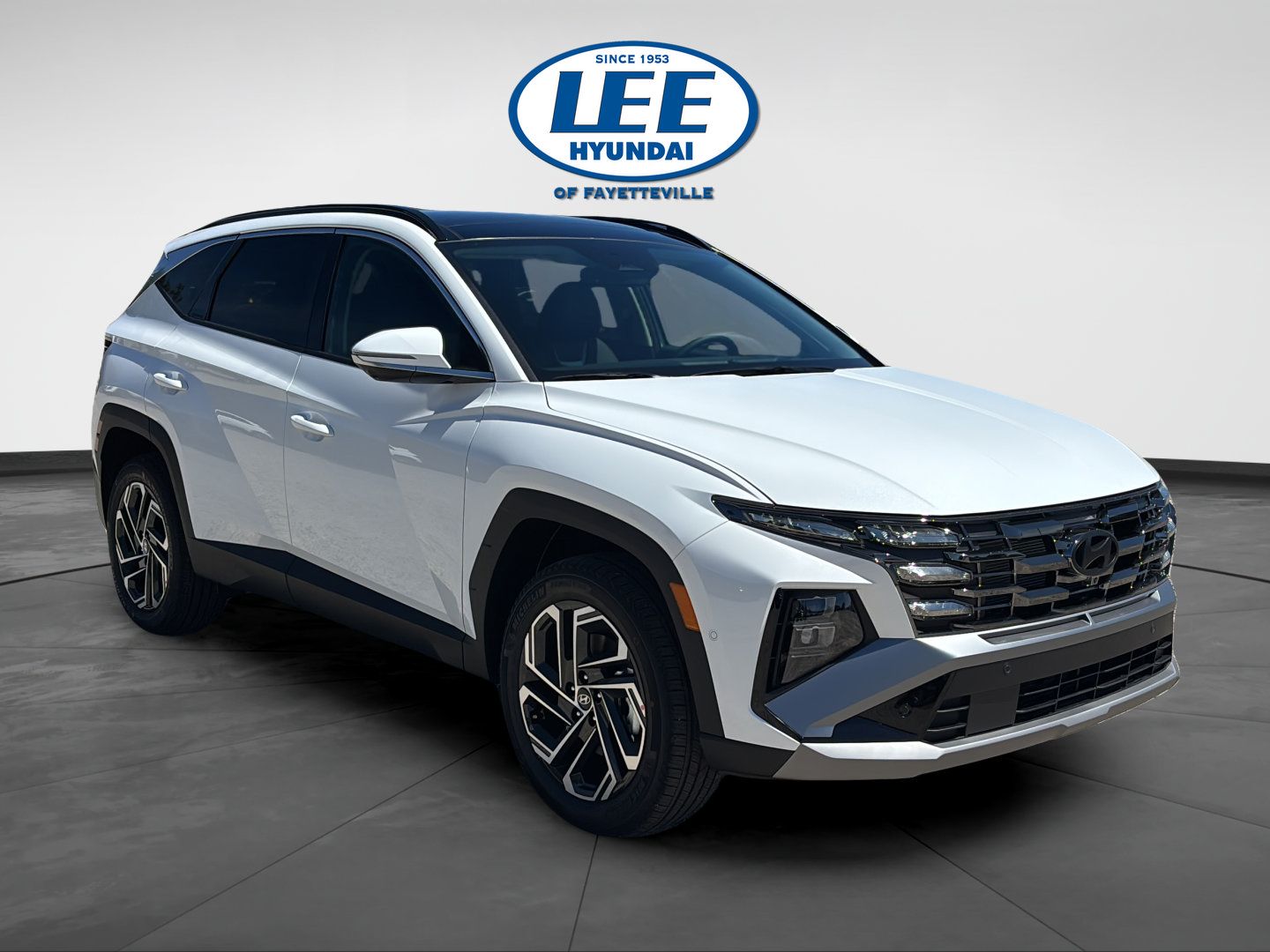 New 2026 Hyundai Tucson Limited AWD/4WD image 1