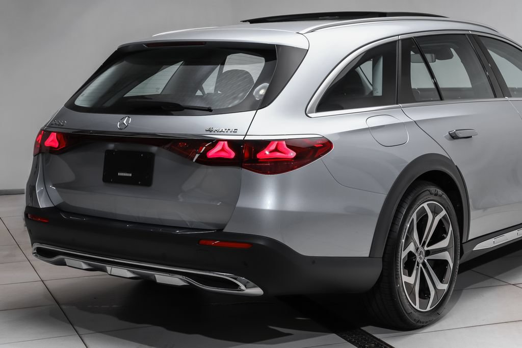 New 2026 Mercedes-Benz E 450 4MATIC All-Terrain Wagon image 4