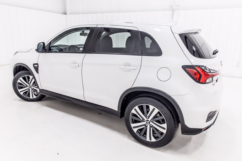 Used 2020 Mitsubishi Outlander Sport ES FWD image 4