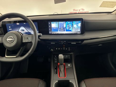 New 2026 Nissan Kicks SR w/ Illumination Package image 13