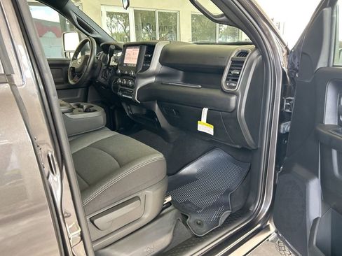 Used 2023 RAM 3500 Tradesman image 22