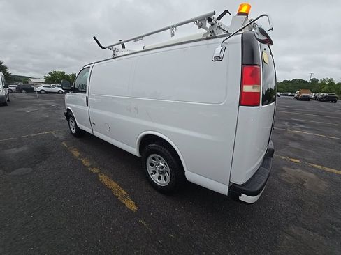 Used 2014 Chevrolet Express 1500 RWD image 7