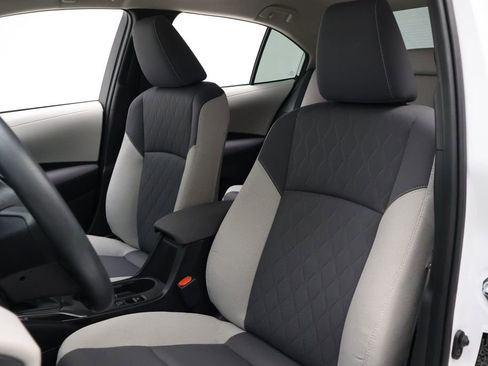 Certified 2025 Toyota Corolla LE image 13