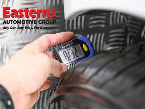 Used 2024 Nissan Sentra SV FWD image 27