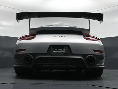Used 2018 Porsche 911 GT2 RS RWD image 25