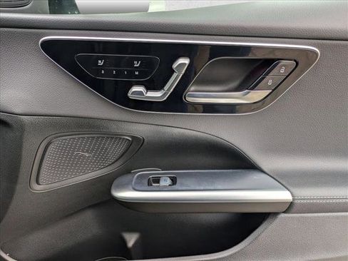 Certified 2025 Mercedes-Benz C 300 Sedan image 20