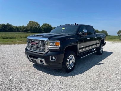 Used 2018 GMC Sierra 2500 Denali w/ Duramax Plus Package