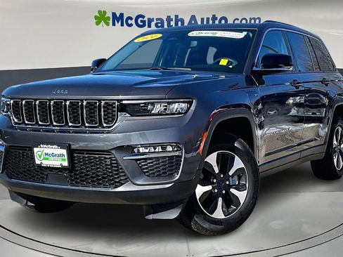 Used 2024 Jeep Grand Cherokee Limited 4xe image 3