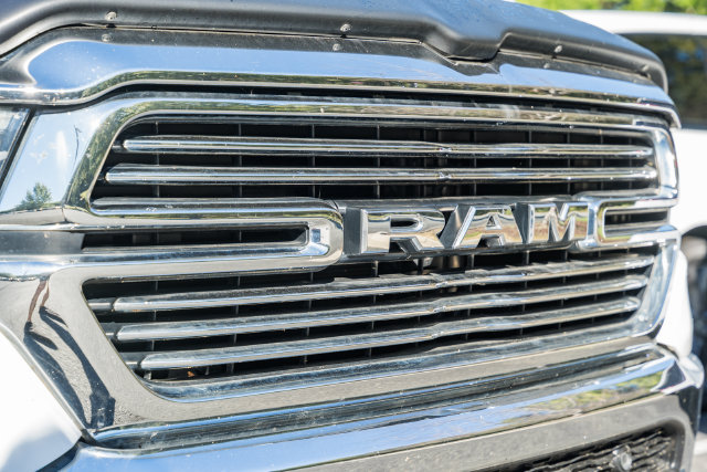 Used 2020 RAM 1500 Laramie AWD/4WD image 15