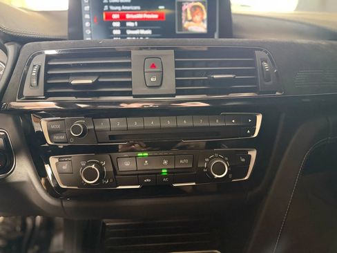 Used 2019 BMW M4 CS image 20