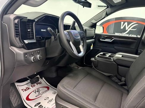 New 2026 GMC Sierra 1500 Elevation AWD/4WD image 9