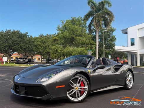 Used 2019 Ferrari 488 Spider RWD image 10