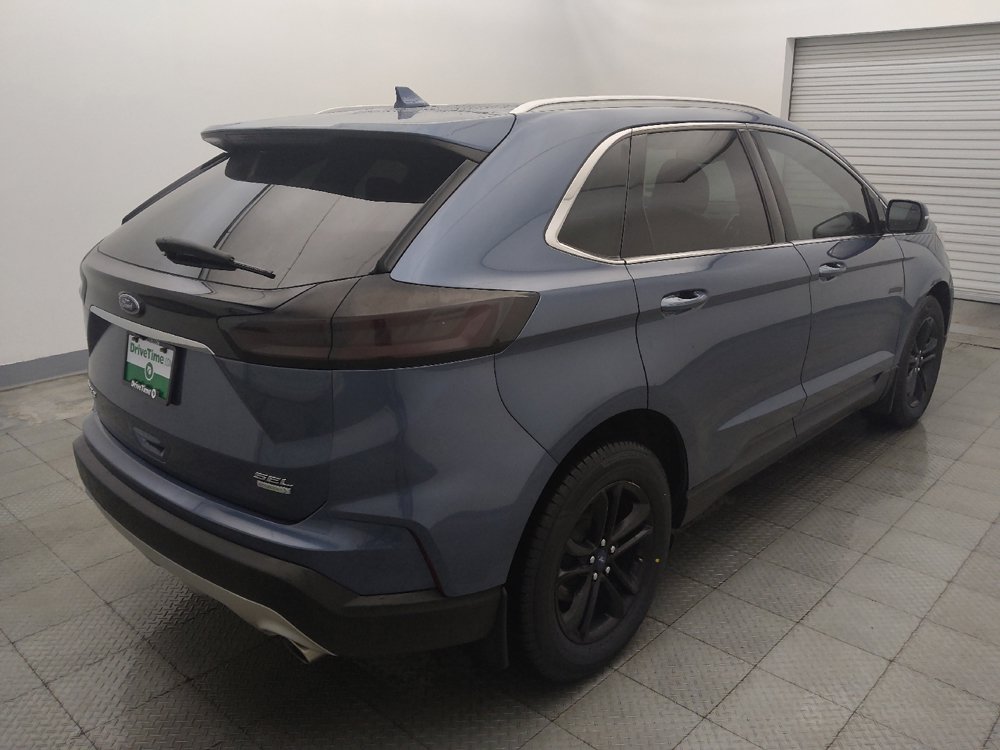 Used 2019 Ford Edge SEL w/ Equipment Group 201A FWD image 9