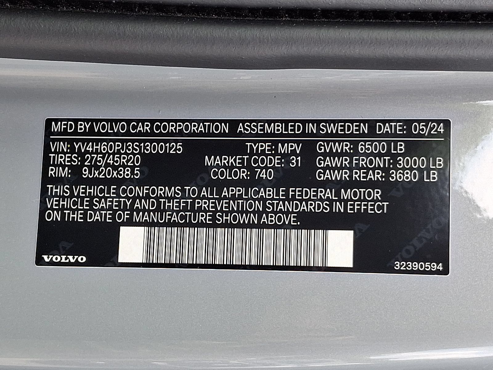 Used 2025 Volvo XC90 T8 Core w/ Protection Package AWD/4WD image 28
