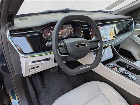 New 2025 Jeep Wagoneer S Limited image 3