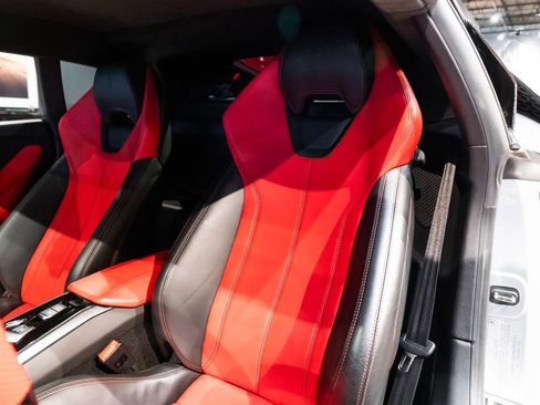 Used 2017 Lamborghini Huracan LP 580-2 image 4